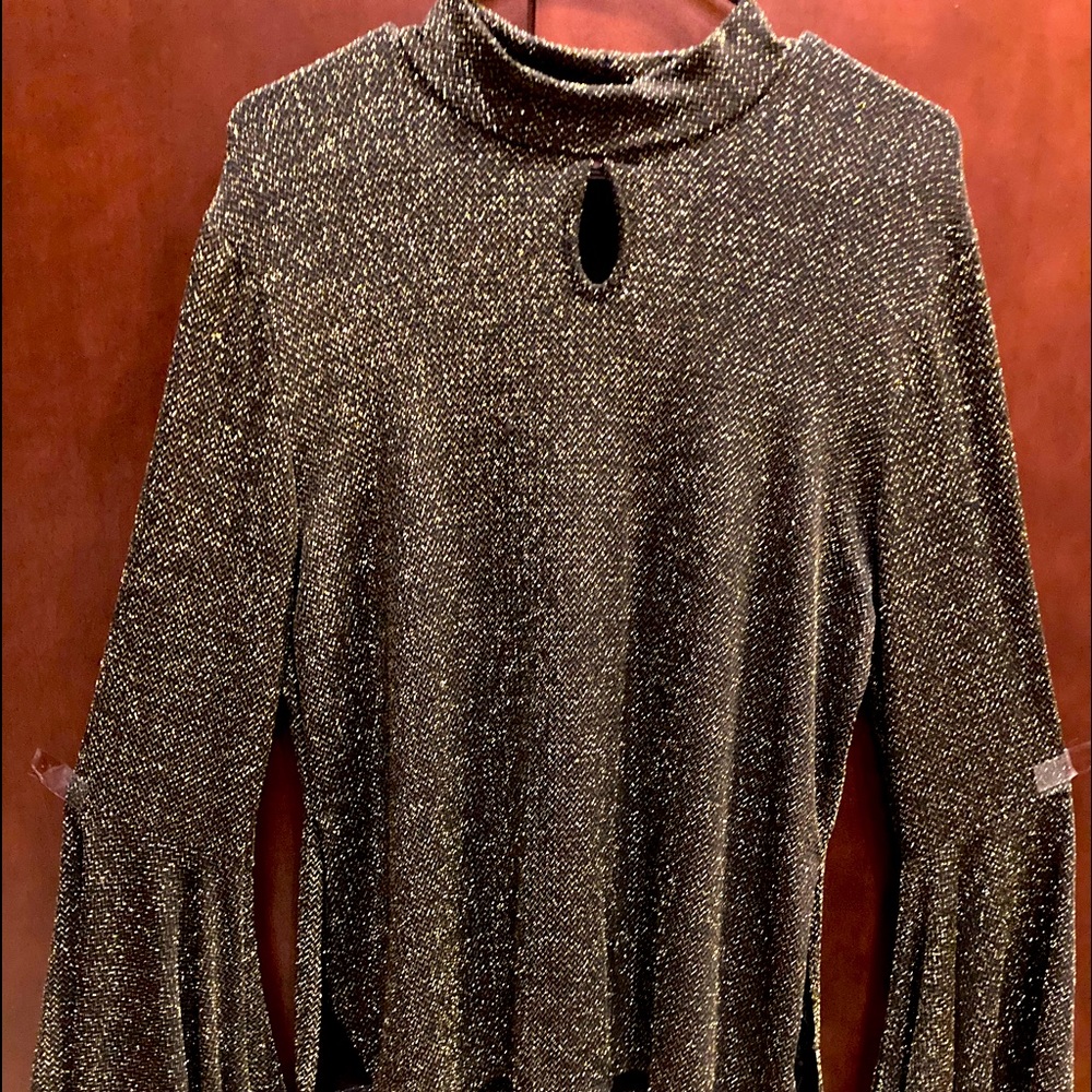 Gold sparkle top